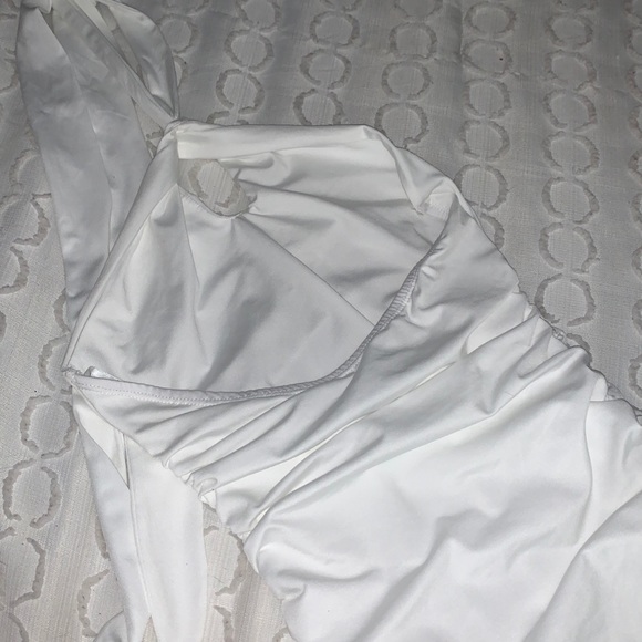 Princess Polly white dress - Picture 3 of 3